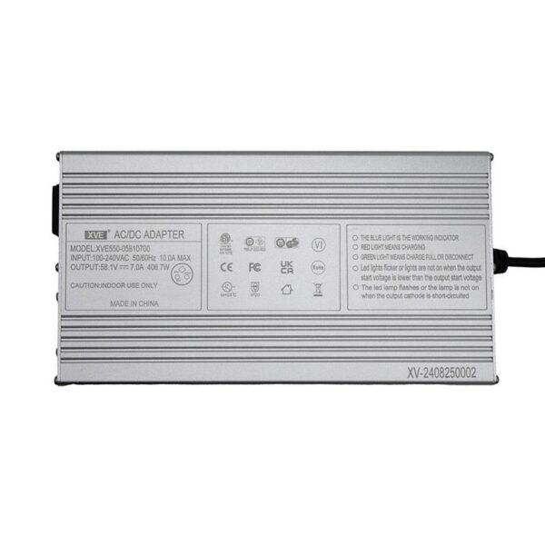 Cargador 52V (salida 58,1V) 7A conector LP16